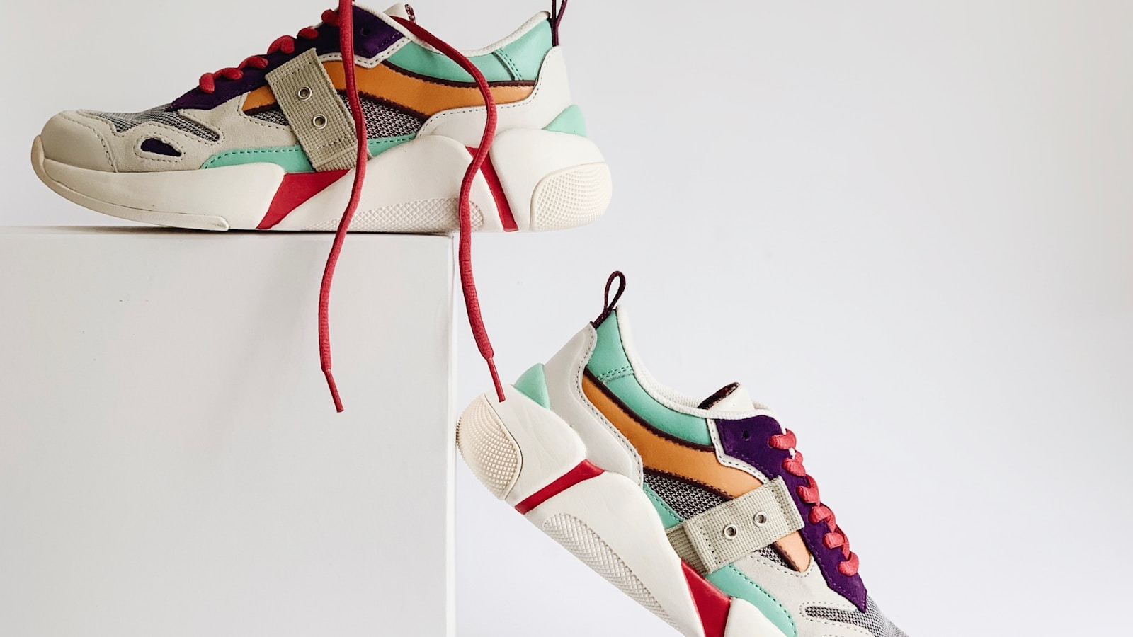 Skechers Loyalty Benefits: Save Up to 25% With Coupons